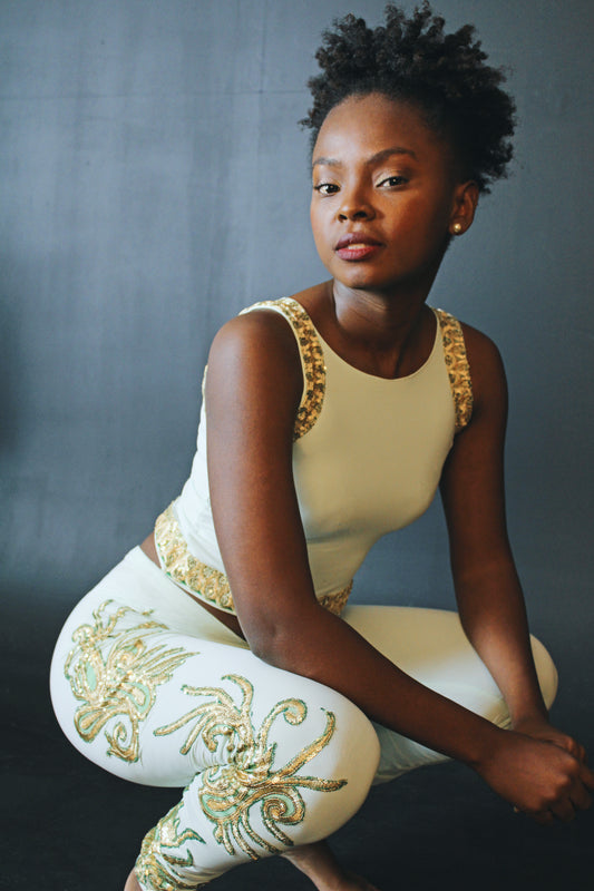 Conjunto Top y Leggins con detalles decorativos