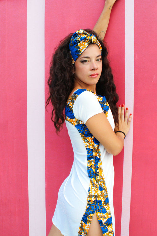 Vestido camiseta corto con estampado Wax y diadema