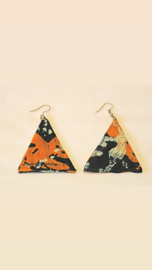 Pendientes en forma triangular planos